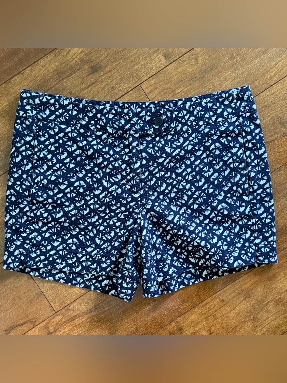 Kenar Navy Blue & White Geometric Ikat Chino Shorts - Size 2